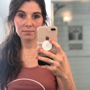 Meet your Posher, Alicia